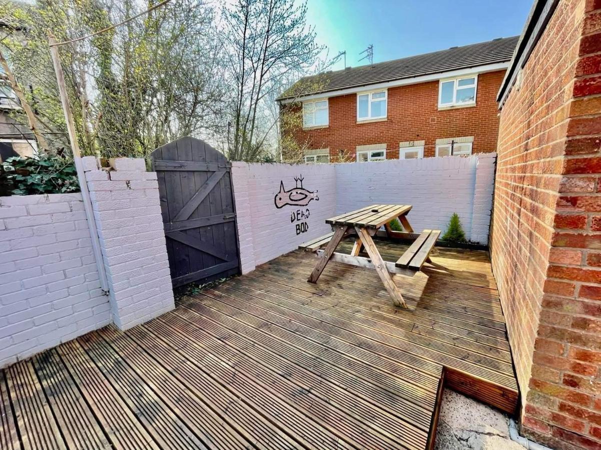 Spacious 3 Bedroom Retreat For Professionals Kingston upon Hull Exterior foto